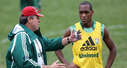 صورة.. ديجاو يجتاز الكشف الطبي.. والتوقيع رسمياً الخميس